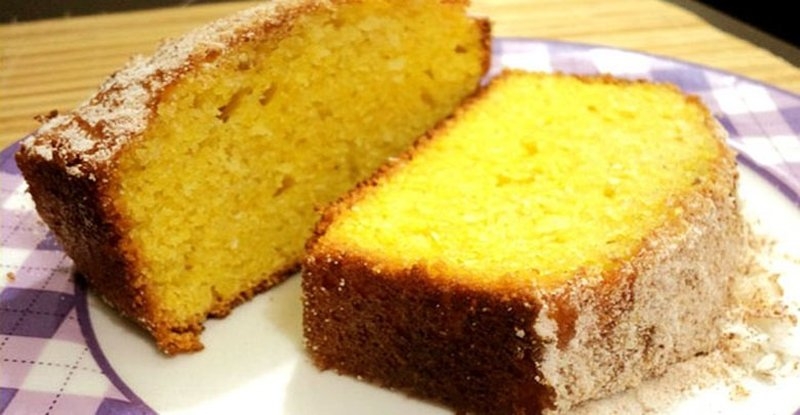 Delicioso Bolo de Fubá para o Café da Tarde