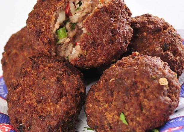 Bolinho de Carne Tradicional: (Delicioso)