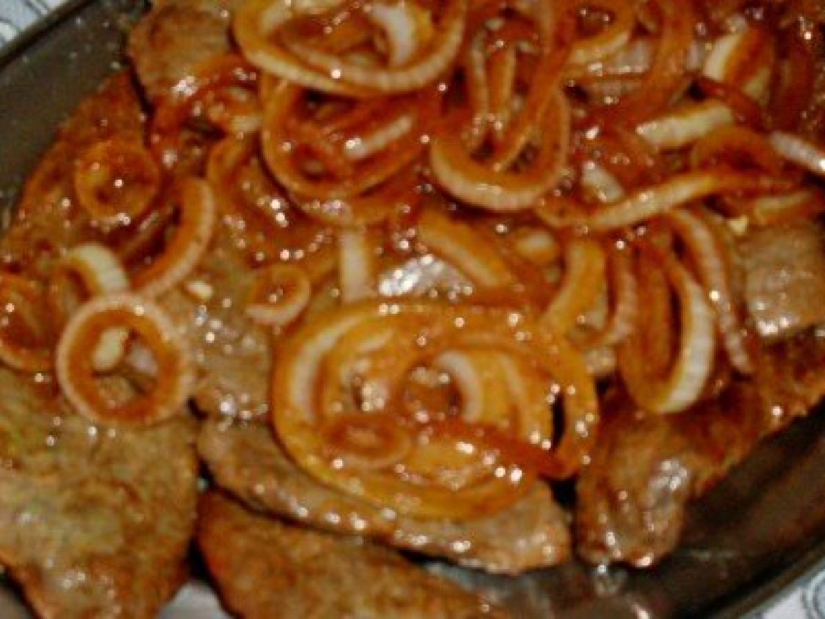 Bife na Panela de Pressão, fica muito macio e suculento