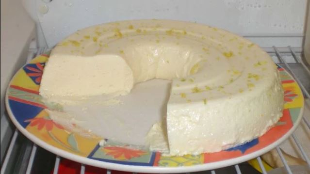 Pudim maria mole de coco uma delícia