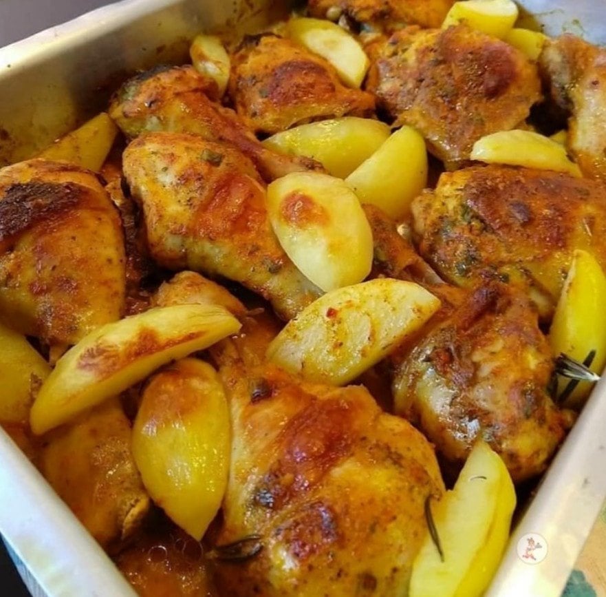 Frango assado para almoço