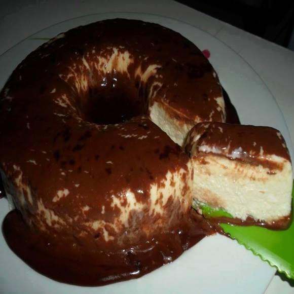 Sorvete maria-mole com ganache